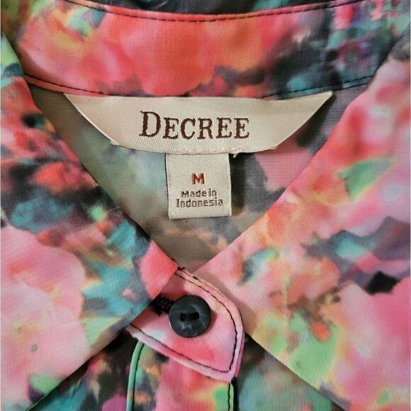 Decree Women's Sheer Floral Button-Down Blouse and Matching Tank Top - Picture 2 of 16